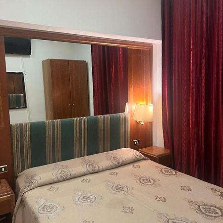 רומא Terminal Guest House 24 מראה חיצוני תמונה