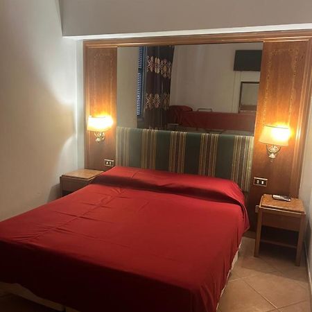 רומא Terminal Guest House 24 מראה חיצוני תמונה