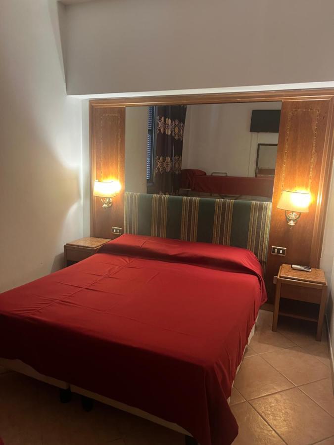 רומא Terminal Guest House 24 מראה חיצוני תמונה