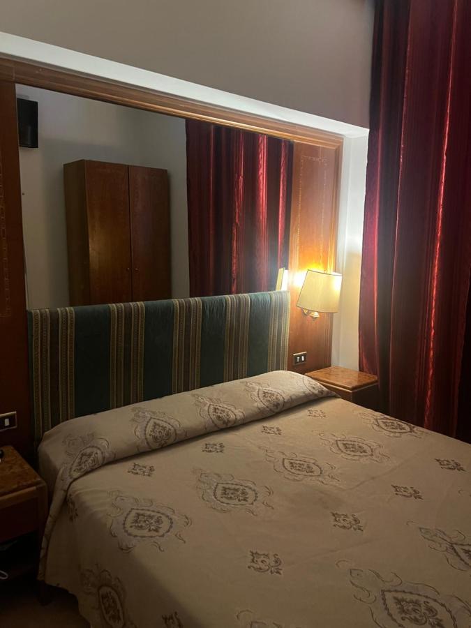 רומא Terminal Guest House 24 מראה חיצוני תמונה