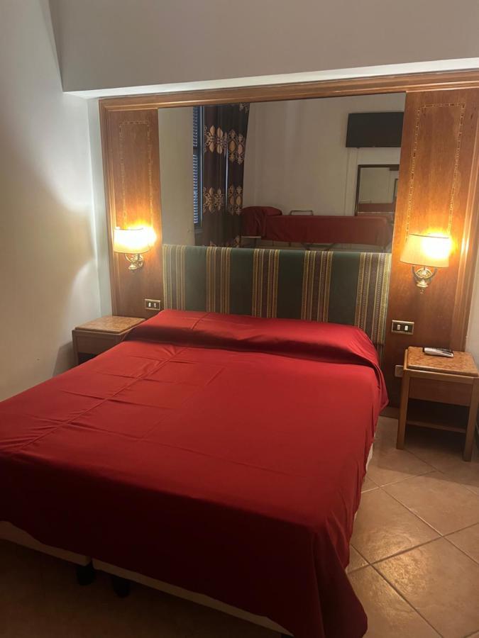 רומא Terminal Guest House 24 מראה חיצוני תמונה